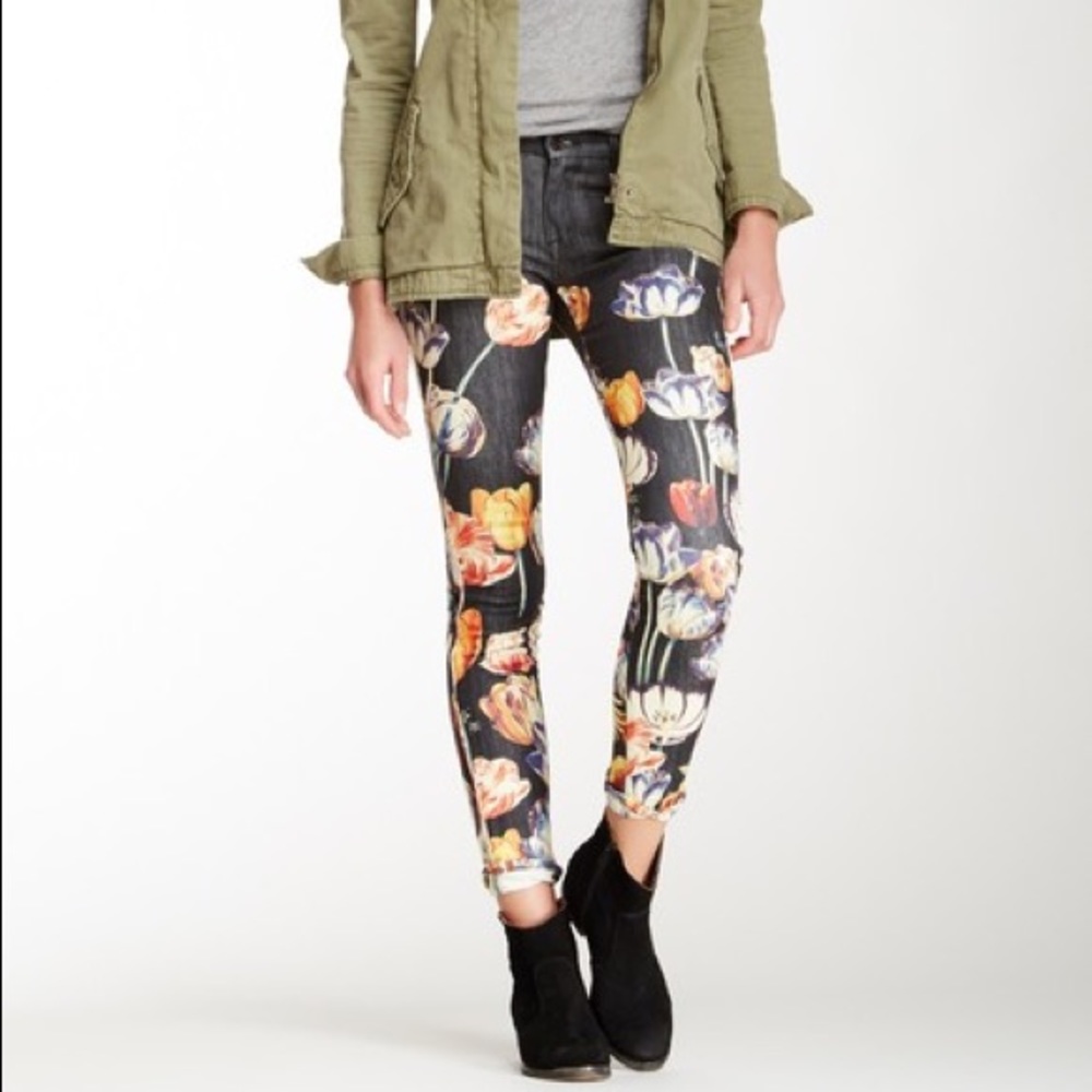 MOTHER The Looker Tulip pattern denim
